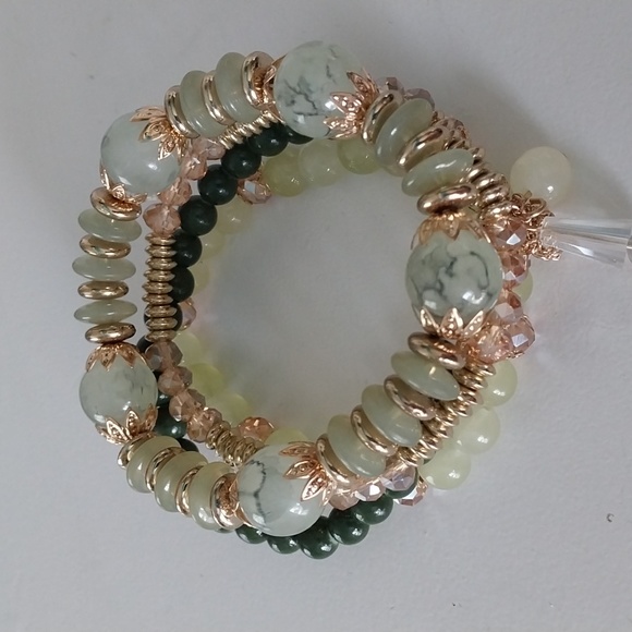 Fashionable  Bohemian Beaded Brace Kit. - Picture 5 of 6